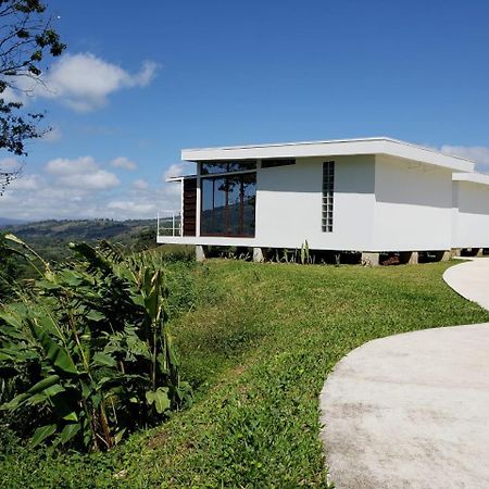 Hotel Laguna Arenal Union Exterior photo