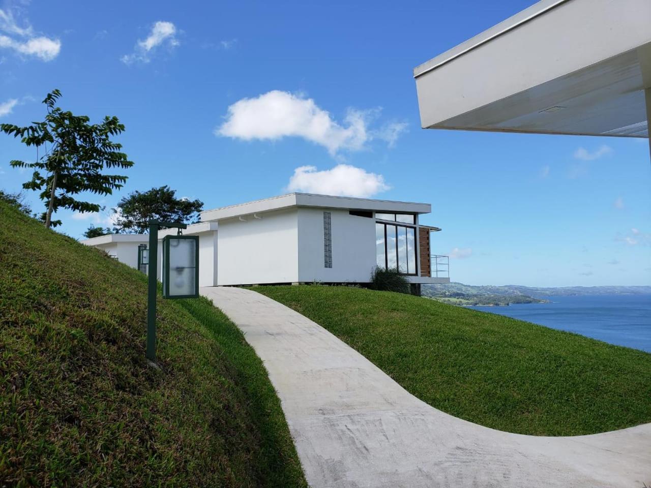 Hotel Laguna Arenal Union Exterior photo
