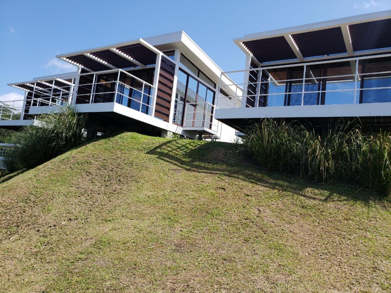 Hotel Laguna Arenal Union Exterior photo