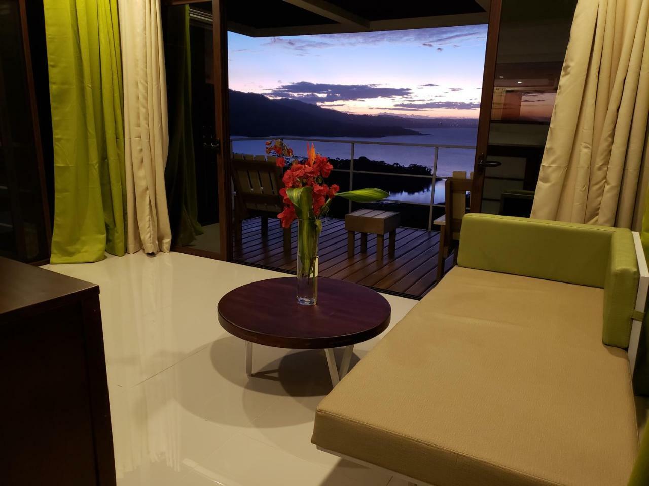 Hotel Laguna Arenal Union Exterior photo